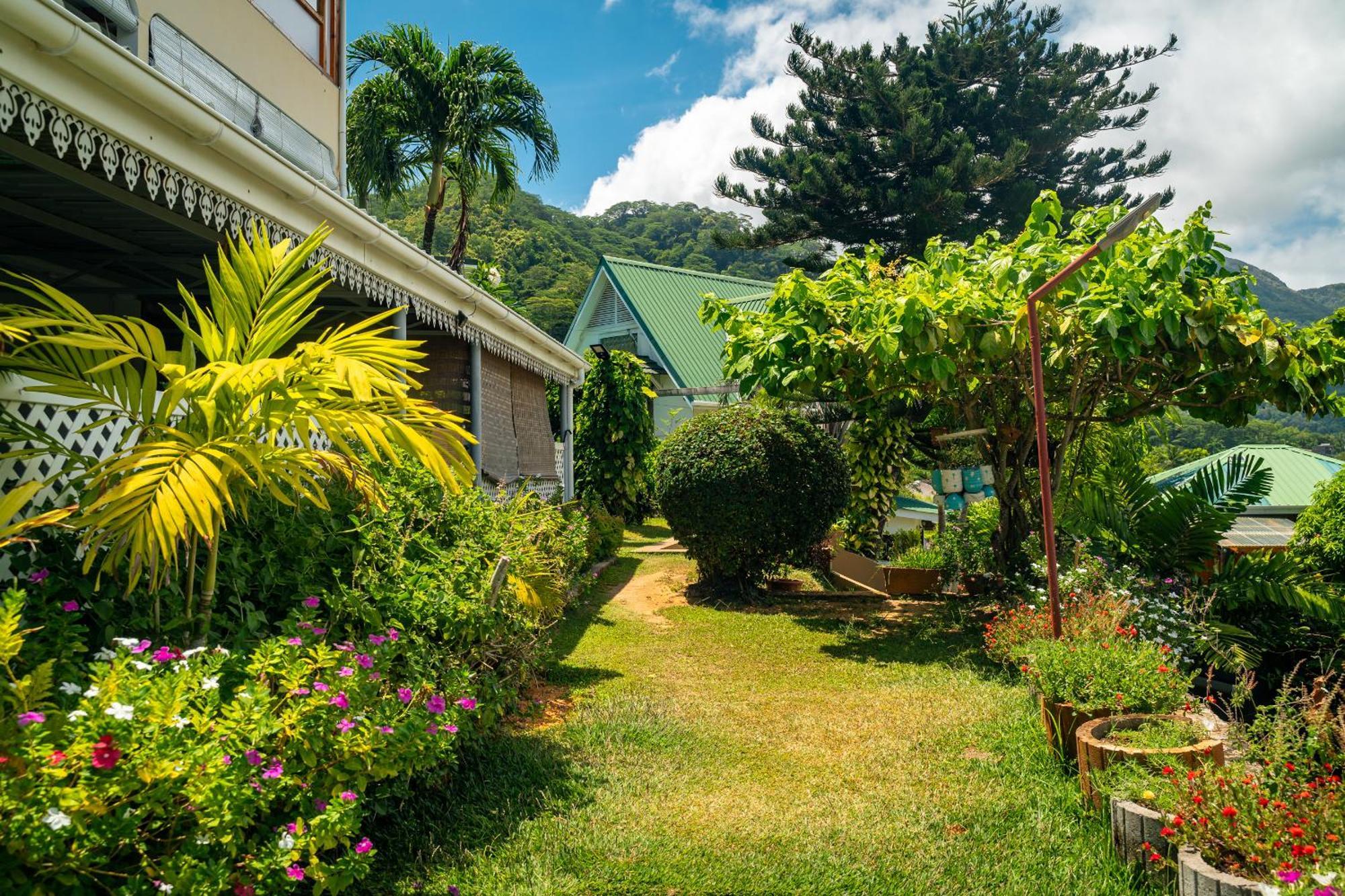 Lemongrass Lodge Beau Vallon  Dış mekan fotoğraf